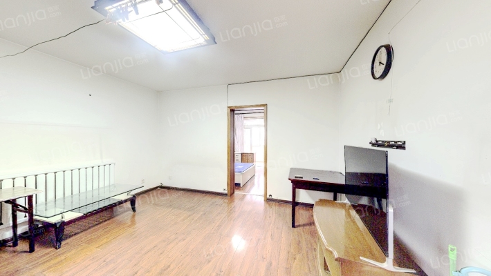 纸箱厂职工住宅小区二手房实景图