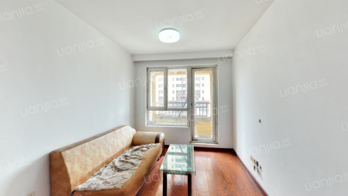 张士新居二手房实景图