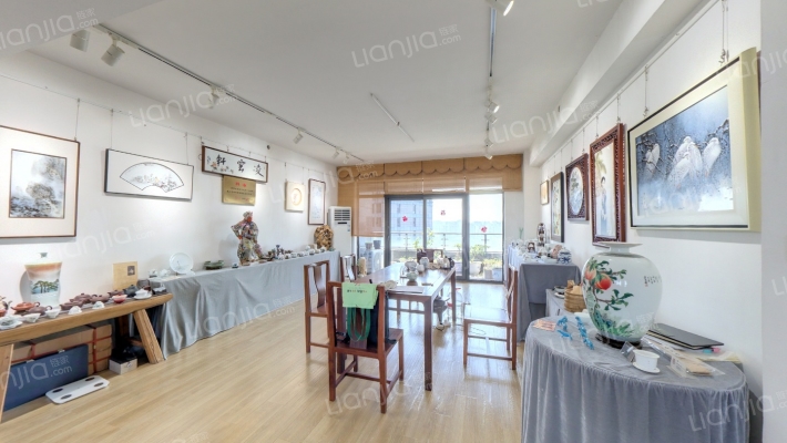 世贸公馆二手房实景图