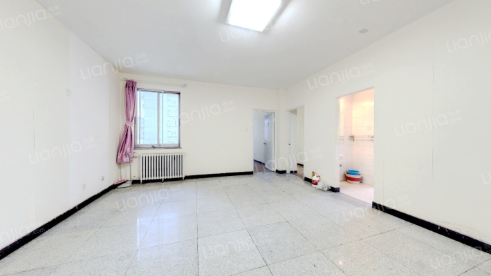 美丽亚洲假日花园二手房实景图