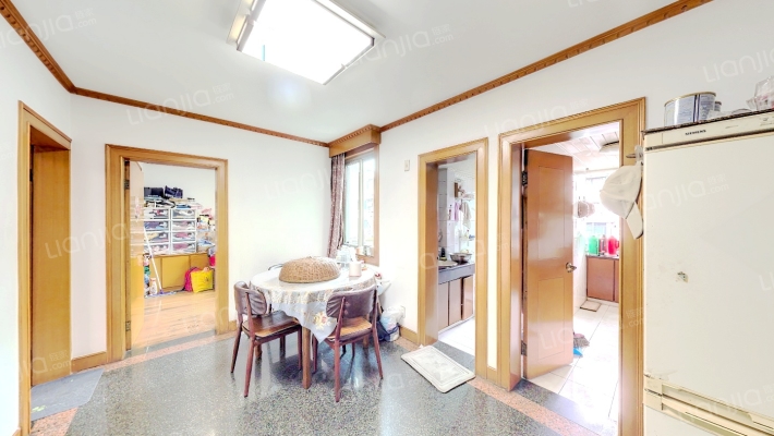 鹤池苑住宅小区南区二手房实景图