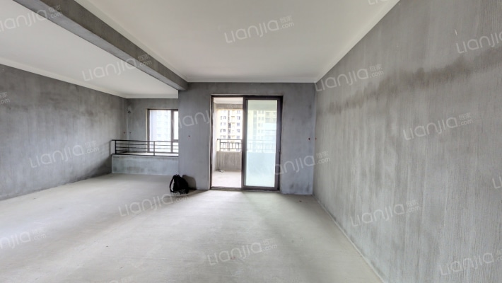 马尔贝拉度假城二手房实景图