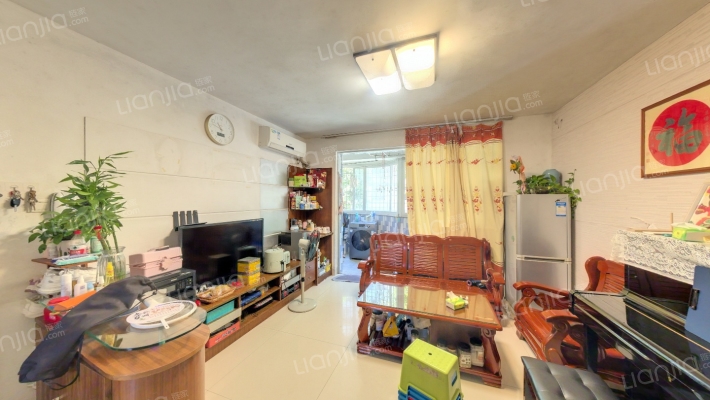 南山新村一期二手房实景图