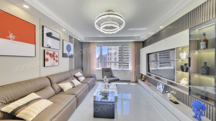 万龙国际城三期二手房实景图