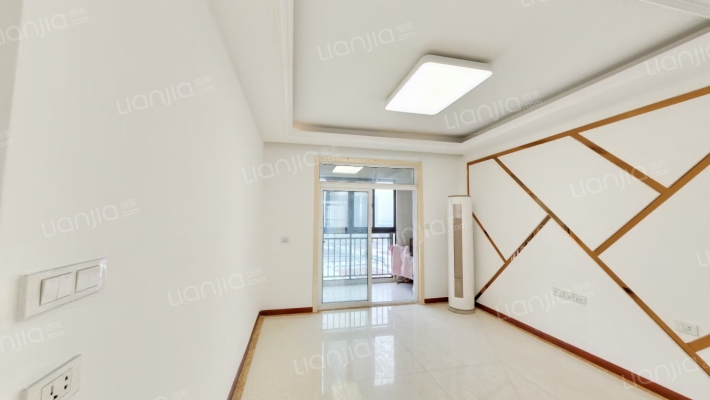 观澜外校城二手房实景图