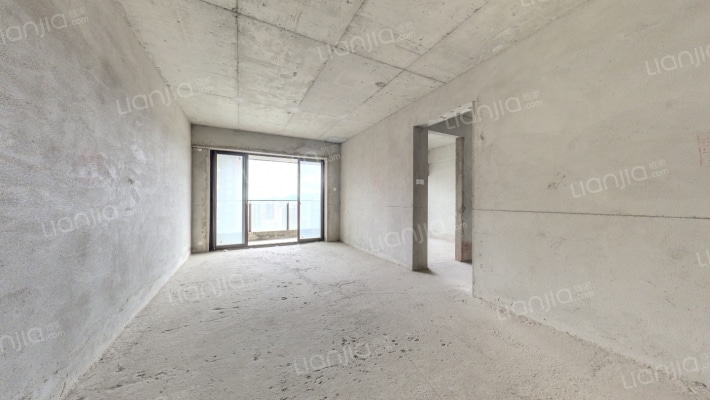 星河丹堤F区二手房实景图