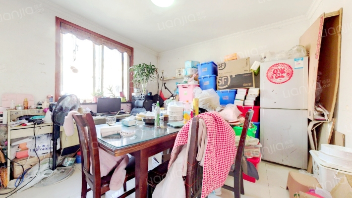 商贸城二手房实景图