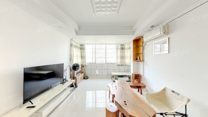 鸿翔商住区二手房实景图