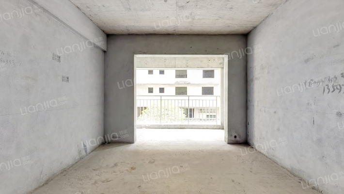 万和佳苑二手房实景图