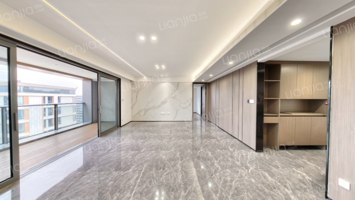 融创壹号院二期二手房实景图