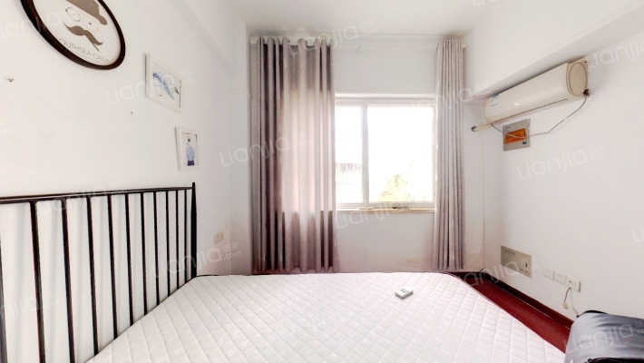 广场花园二手房实景图