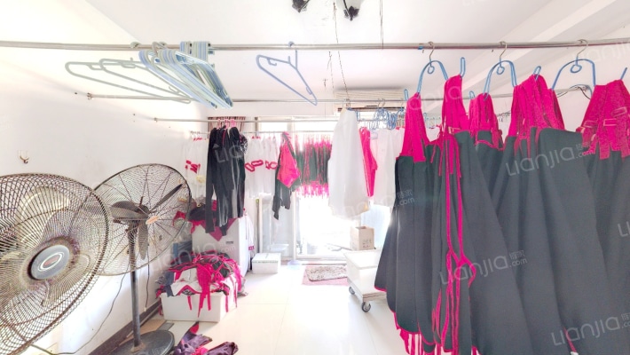 盈锋广场二手房实景图