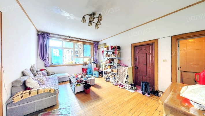 枣子岚垭一巷二手房实景图