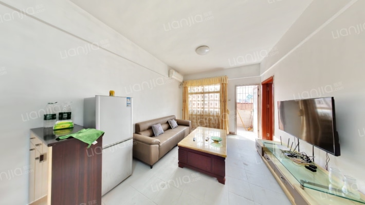 馨雅居二手房实景图