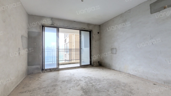 文岭西堤二手房实景图