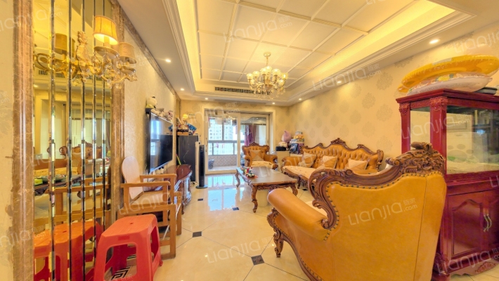 泰然南湖玫瑰湾三期二手房实景图