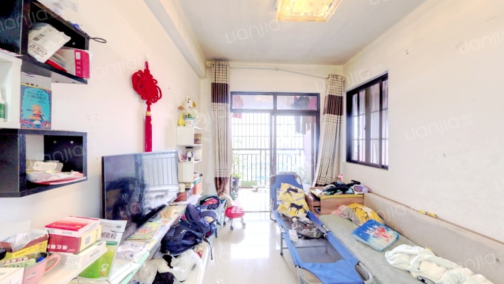 颐华居二手房实景图