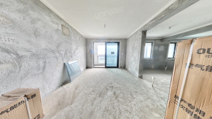 水岸华府二手房实景图