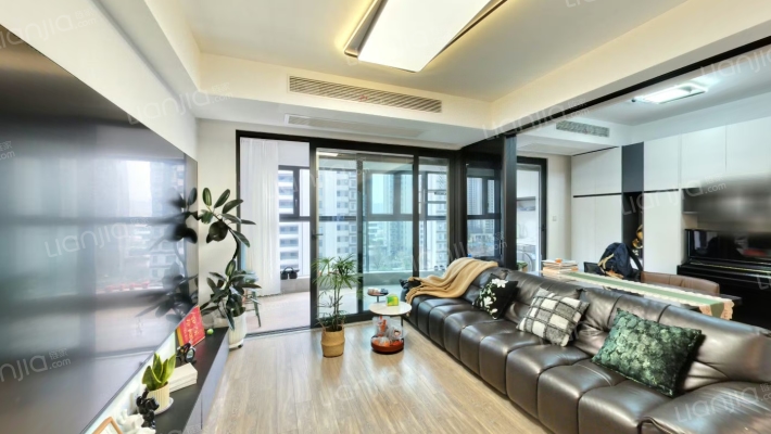 中海观江樾二手房实景图