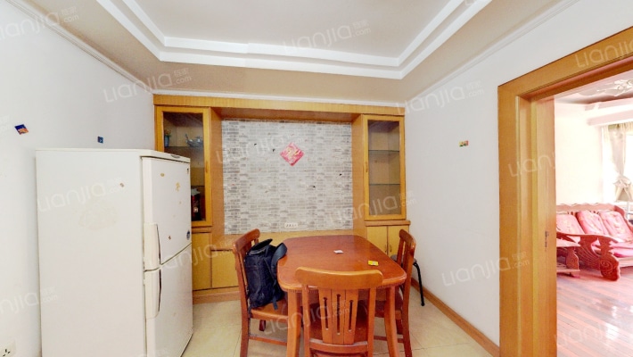 维宇综合楼二手房实景图