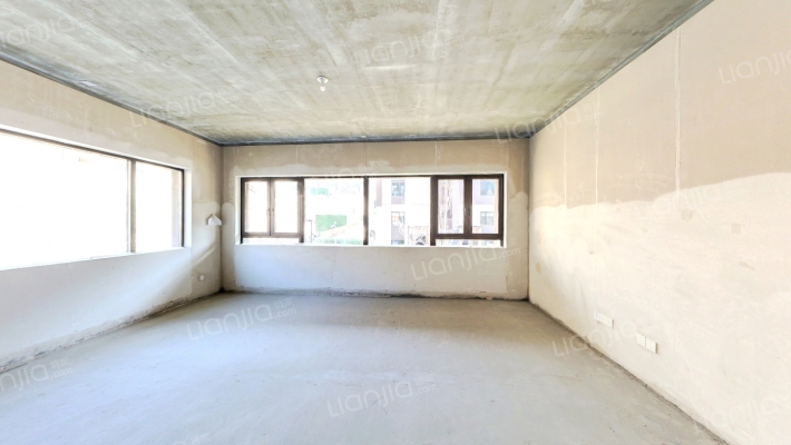 青岛小镇云台二手房实景图