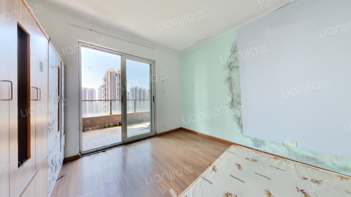 保利东湾二手房实景图