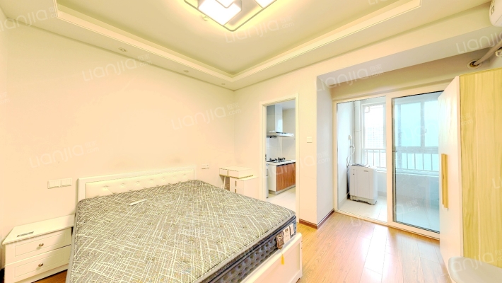 佳年华广场二期二手房实景图