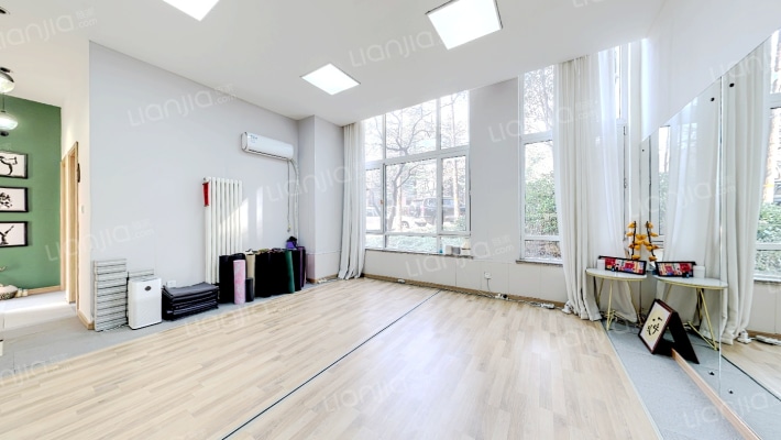 万科金色城品二手房实景图