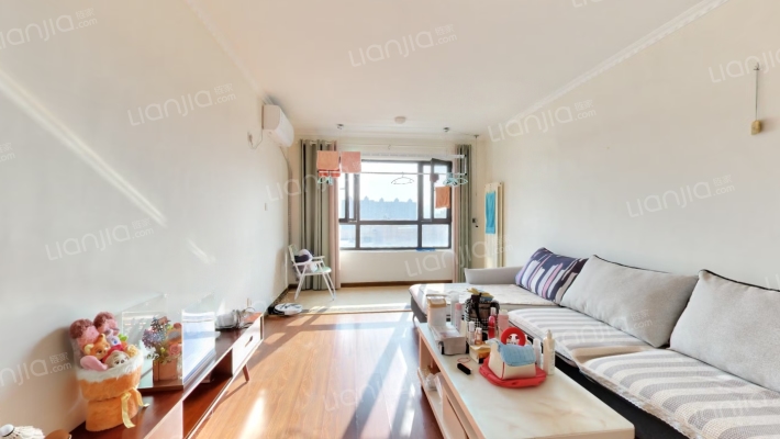 名辉豪庭二手房实景图