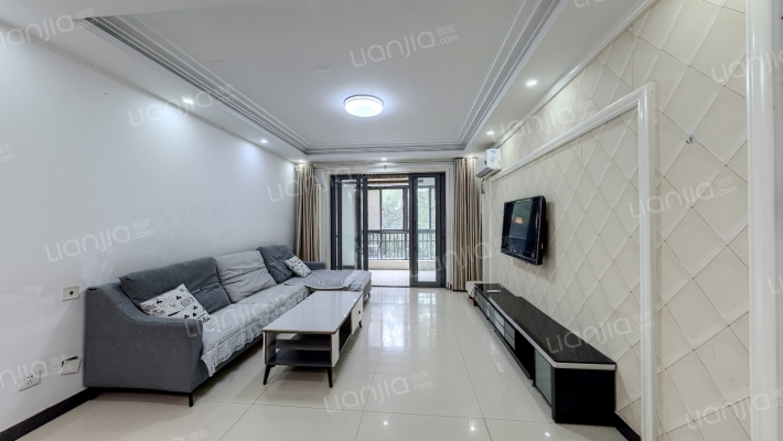 新里卢浮公馆二期二手房实景图