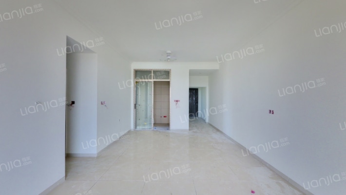 新怡荣尚家园二手房实景图