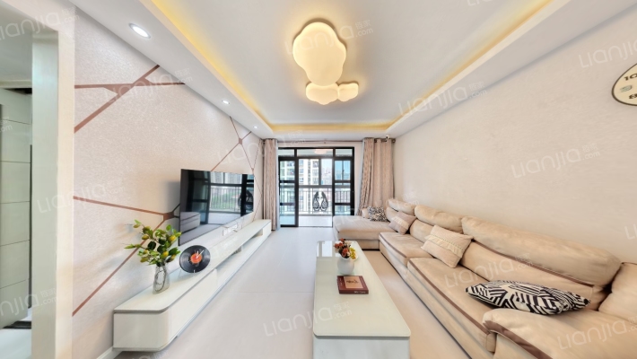 天鹅湾二手房实景图