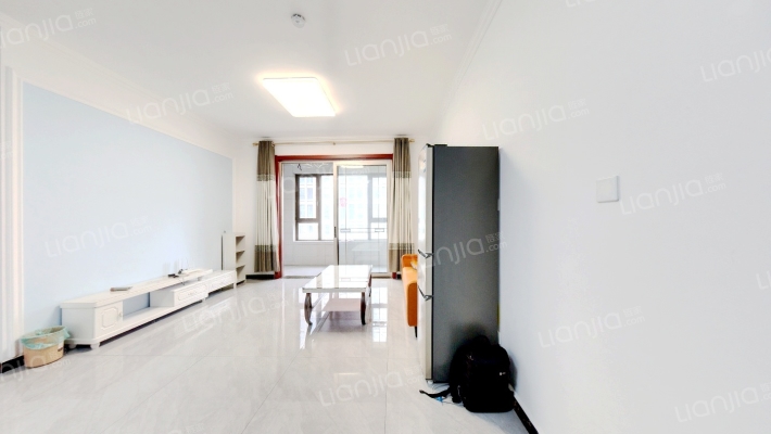 绿地IFC中央公馆B5区二手房实景图