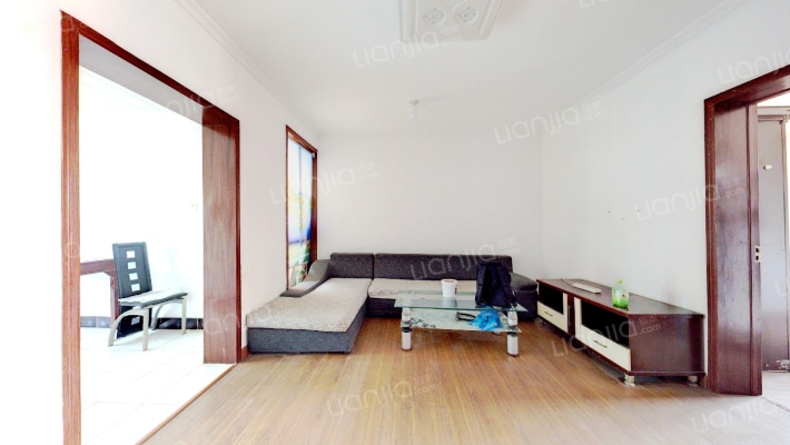 阜康嘉苑二手房实景图