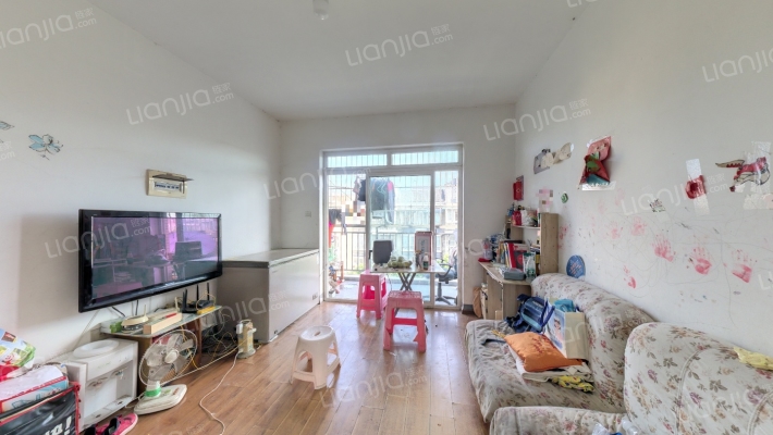 泉水人家三期B区二手房实景图