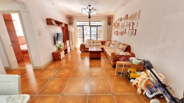 嘉盛名都二手房实景图