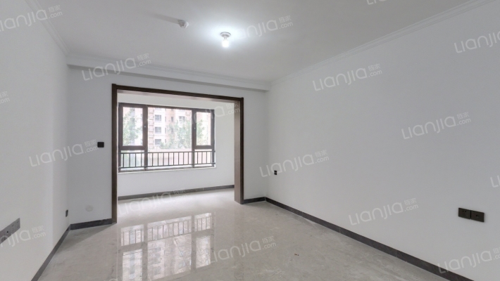 东麓森屿二手房实景图