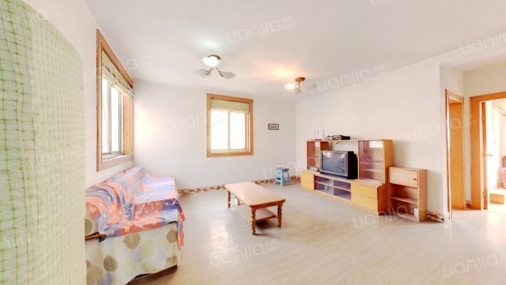 医药中专二手房实景图