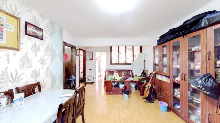 通湖公寓二手房实景图