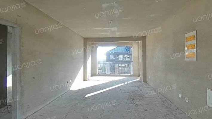 滨河新城一期二手房实景图