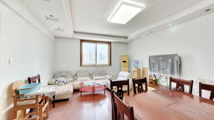 龙汇广场二手房实景图