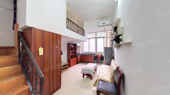 青年国际二手房实景图