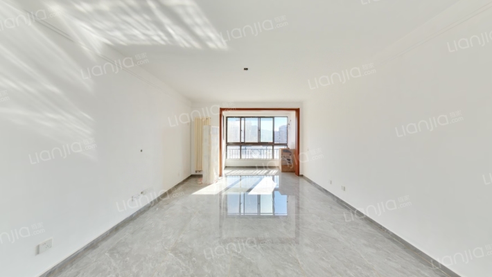 名士豪庭1区二手房实景图