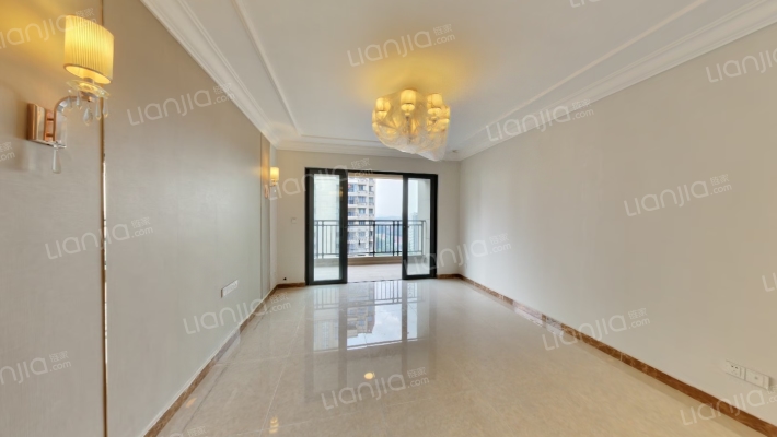 恒大山水龙盘二手房实景图