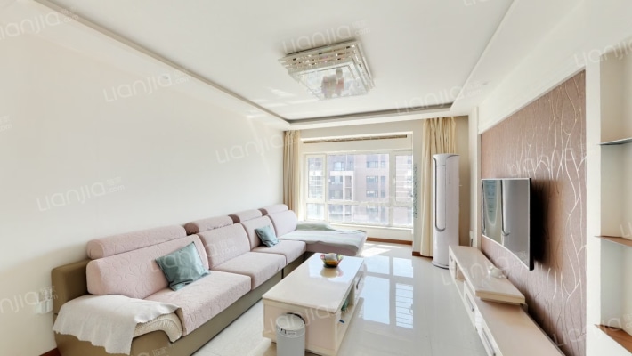 丽都新城爱丽香舍二手房实景图