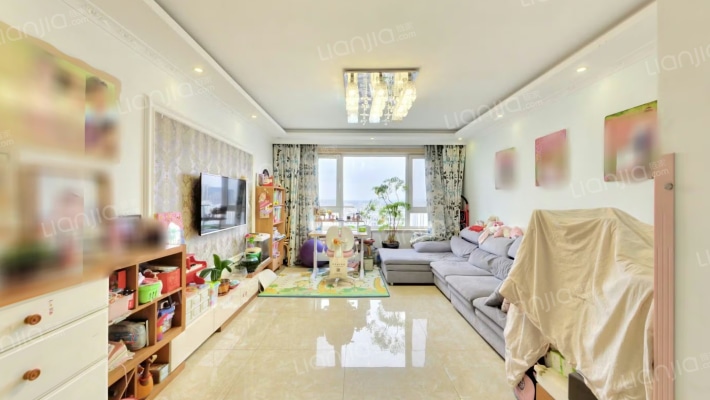 新星宇和润B区二手房实景图