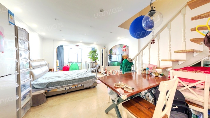 鑫鑫国际二手房实景图