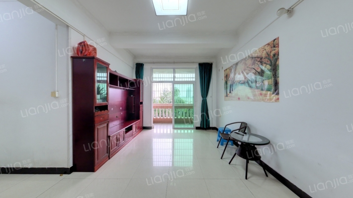 东方豪庭二手房实景图