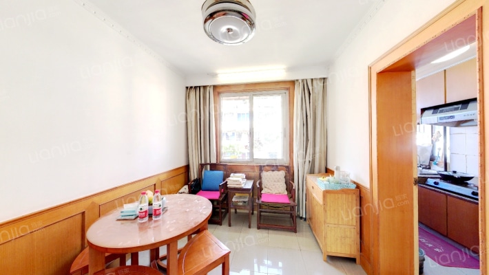 车站路老小区二手房实景图