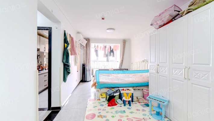 金域蓝湾二手房实景图